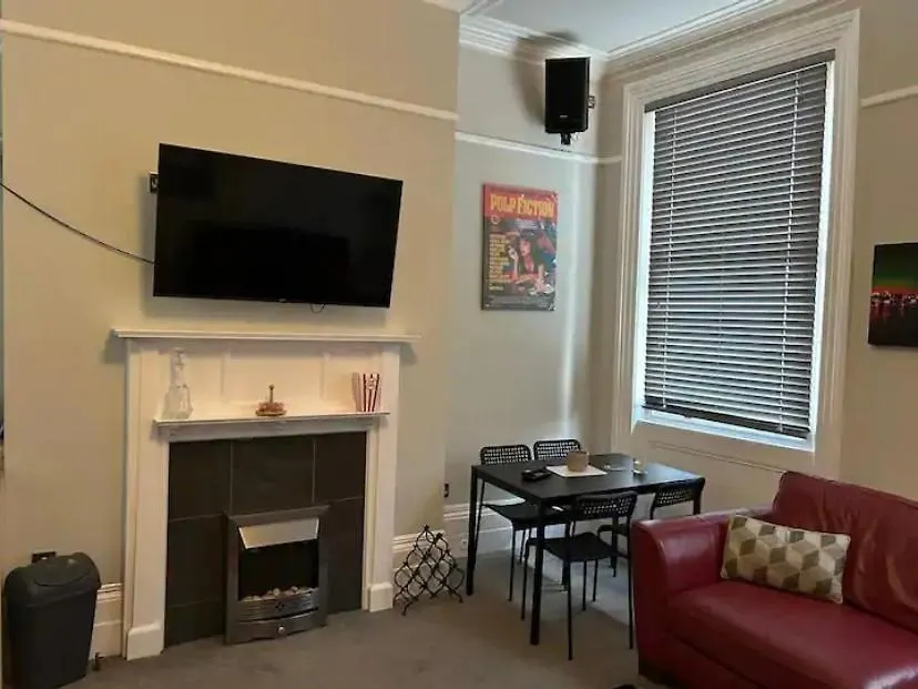 Ideal Location For Beach & Town Bournemouth